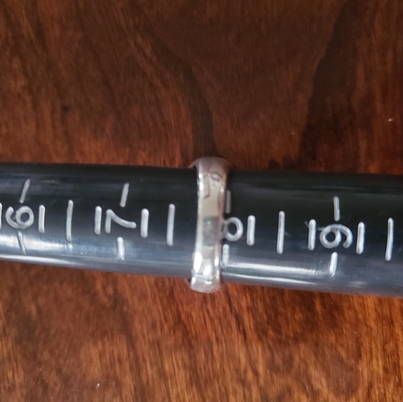 Sparkling CZ Black Stone Statement Ring Sz 8 - Picture 4 of 4